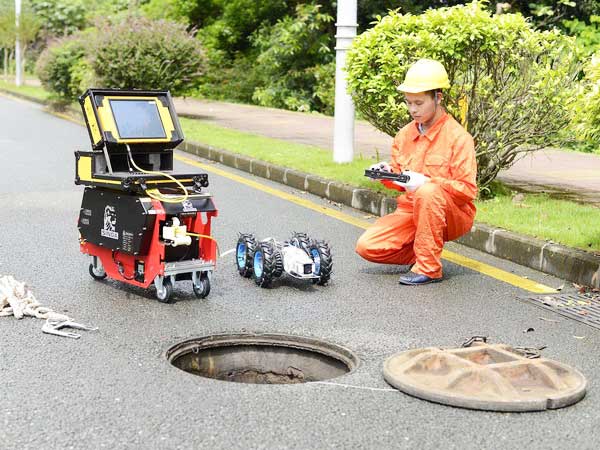 华宁管道机器人检测